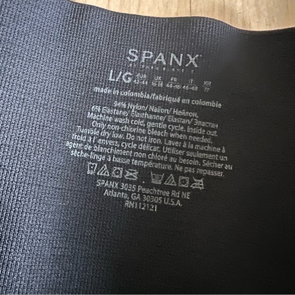 SPANX Navy Seamless High Waist Leggings With Ankle Zippers Size Large - Picture 3 of 7